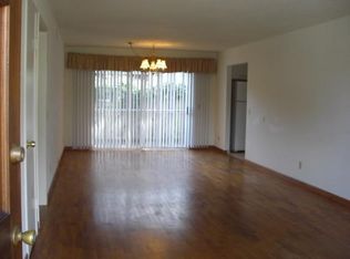 411 9th St, Pacific Grove, CA 93950