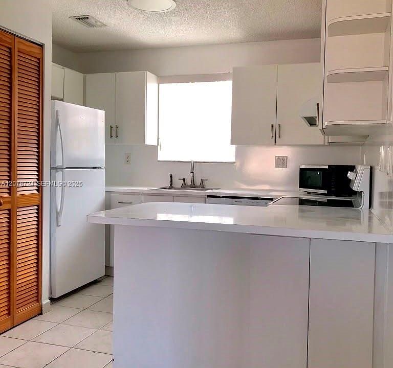 1st image of 3264 W 70th St Unit 201