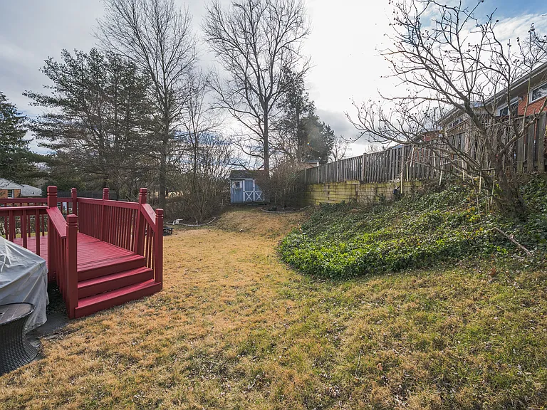 2303 Pinneberg Ave — Photo 58