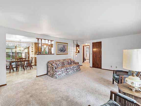 4th image of 1804 Keehan Ln