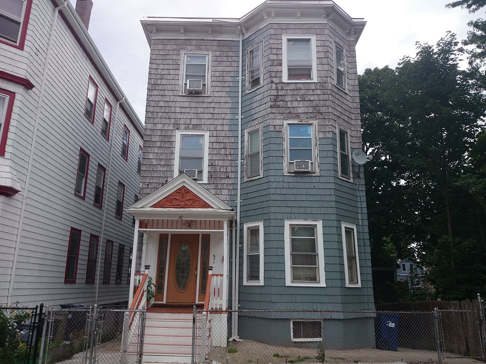 2nd image of 42 Forbes St