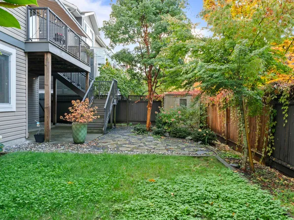 1460 Avondale St, Coquitlam, BC V3E 0B2