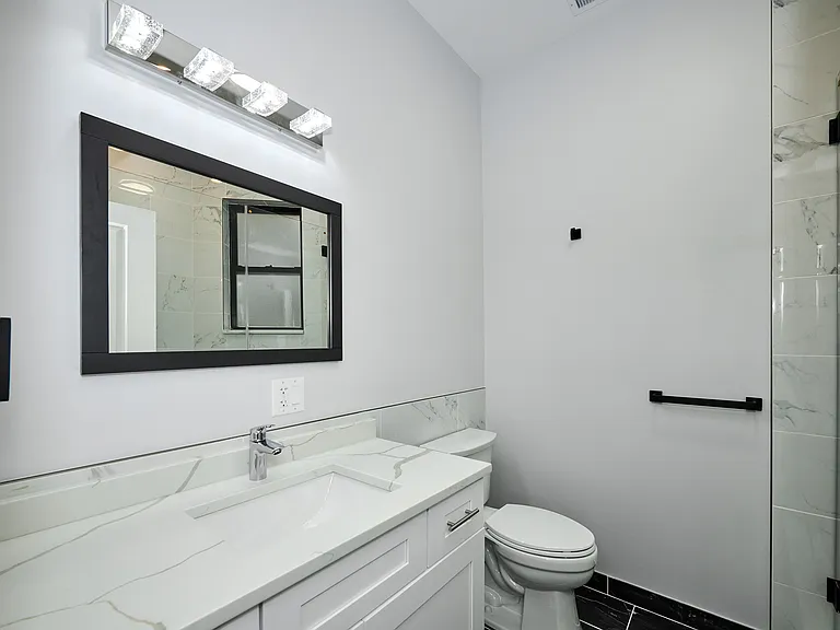 4220 S Calumet Ave #1 — Photo 11
