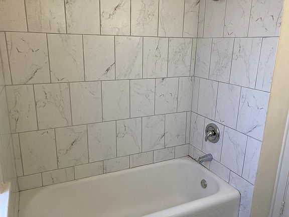 5th image of 140 Harrison St APT 1E