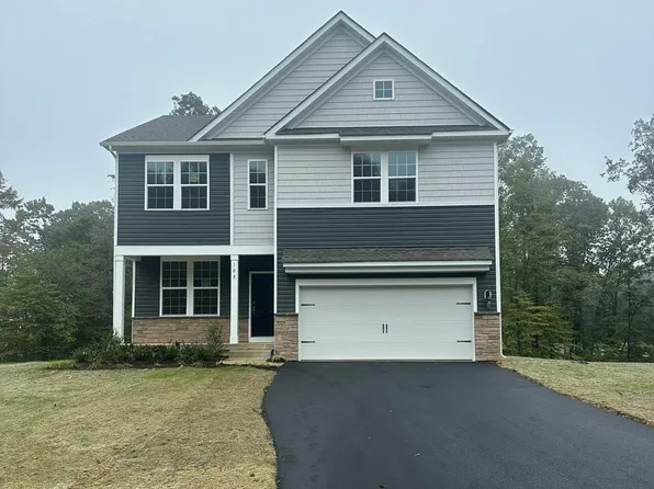 108 Chantry Ln, Coatesville, PA 19320