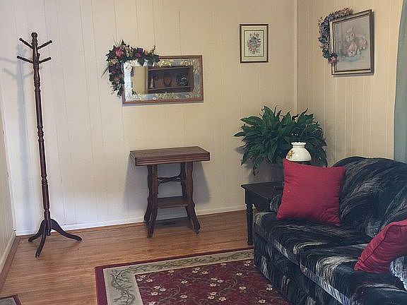 "Parlor" entry room