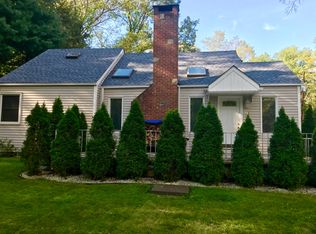 24 Orchard Rd, Putnam Valley, NY 10579