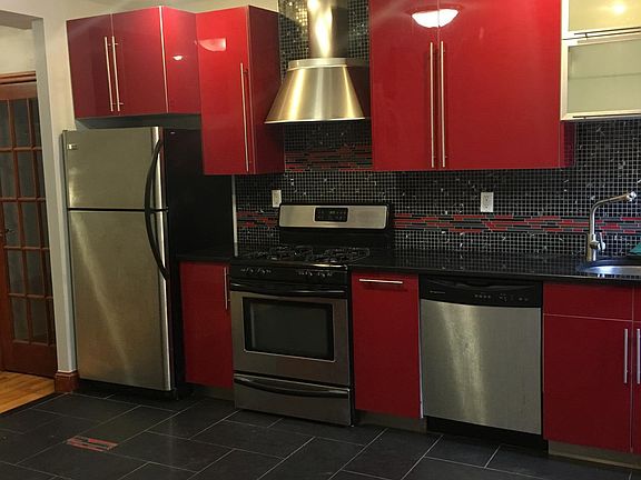 3rd image of 59 Mac Donough St