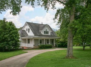 1431 Webster Rd, Sylva, NC 28779