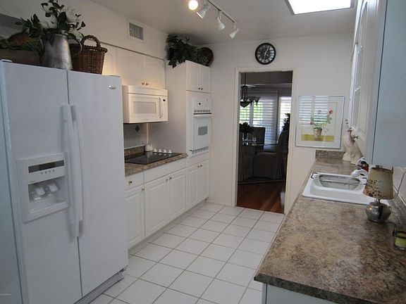 4th image of 10757 W Saratoga Cir