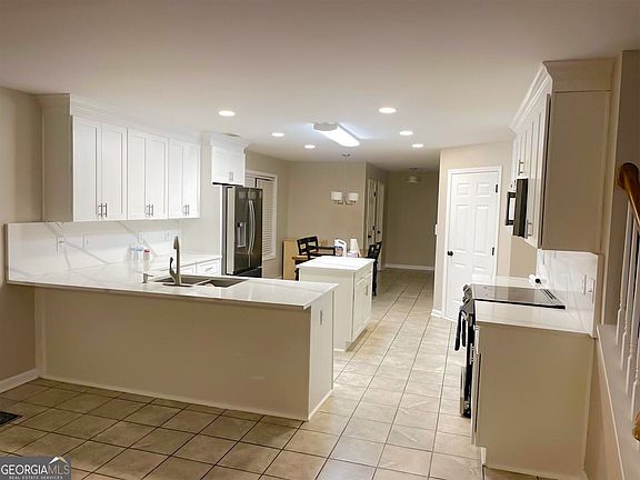 2nd image of 1020 Chandler Ridge Dr