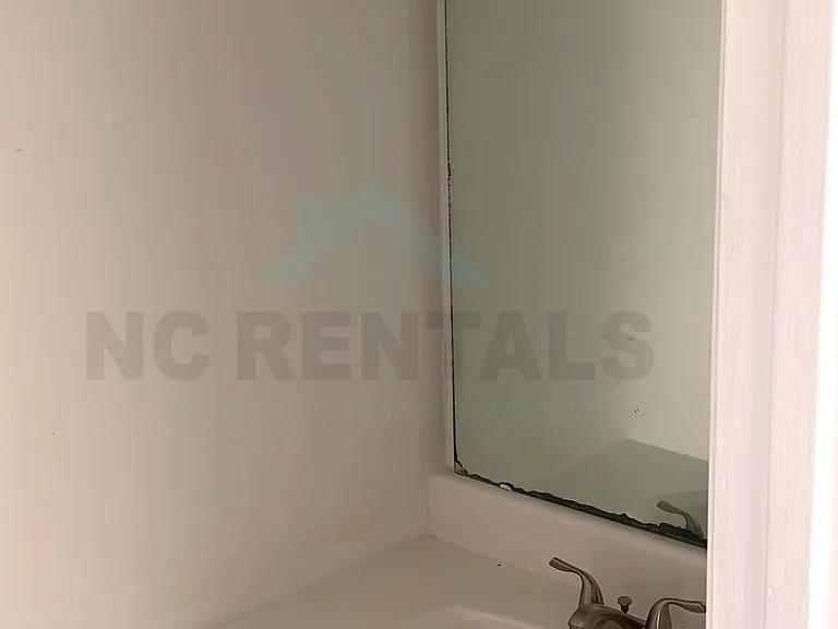 100 Kristin Dr #C5 — Photo 14