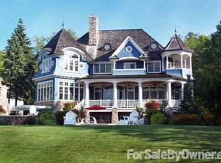 N2343 Geneva Oak Trl, Lake Geneva, WI 53147