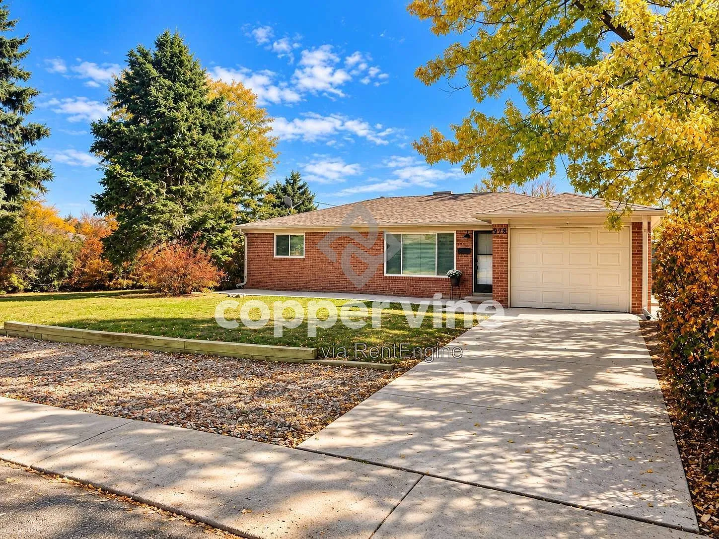 3 bed, 1.0 bath, 1144 sqft, $2,480 — Photo 1
