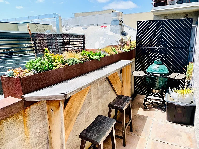 602 W Fir St W #105 — Photo 8