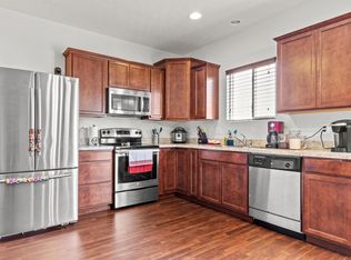 112 Plantain Dr, Etna, OH 43062
