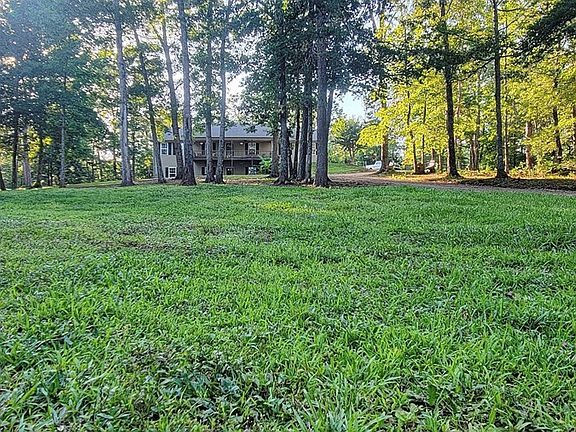 2nd image of 1605 Cody Branch Rd