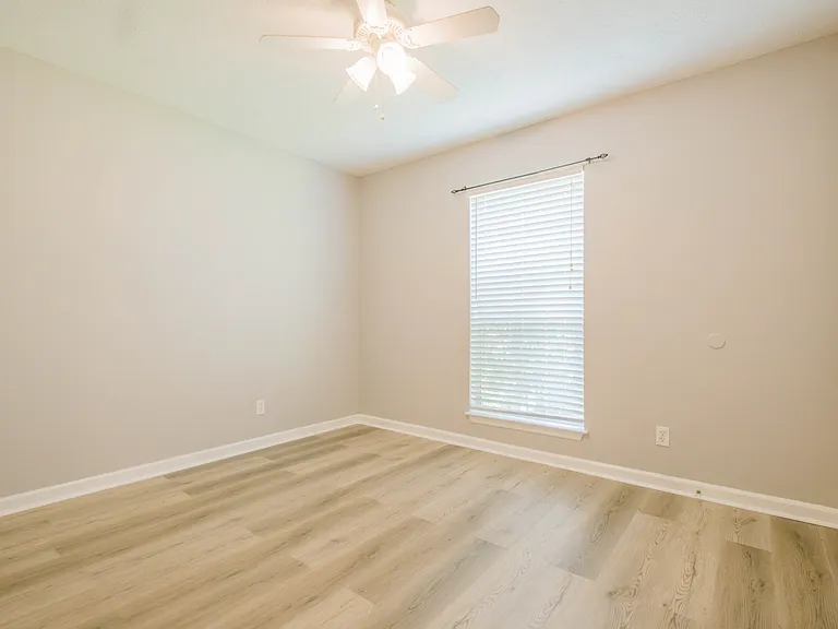655 Osprey Dr — Photo 34