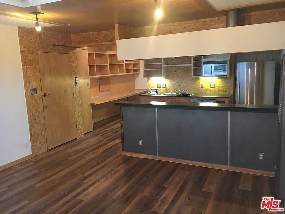 1st image of 1524 10th St Unit 8