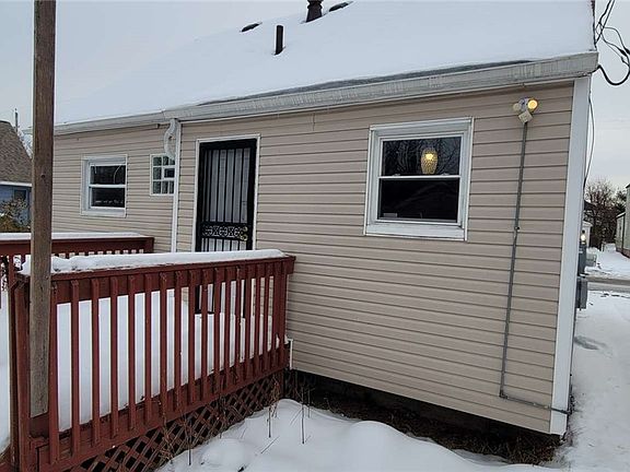 2nd image of 3846 E 143rd St