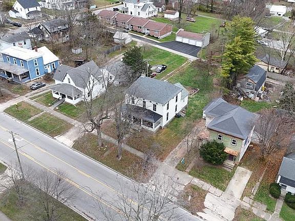 3rd image of 320 S High St