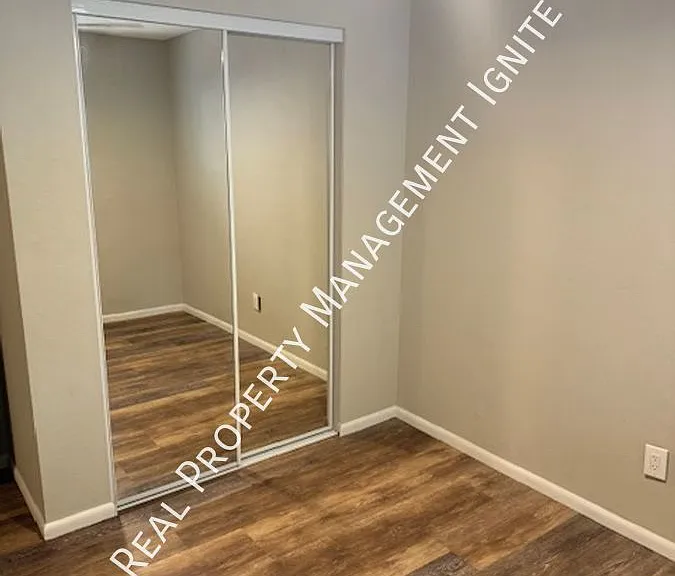 454 NE Thurston Ave #444 — Photo 11