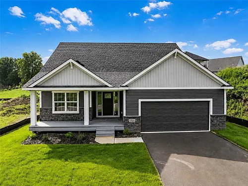 13566X Blackbird Way Photo 1