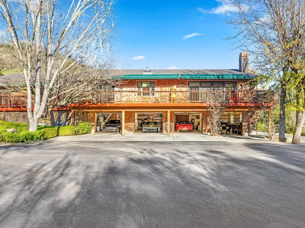 6915 Redwood Retreat Rd, Gilroy, CA 95020