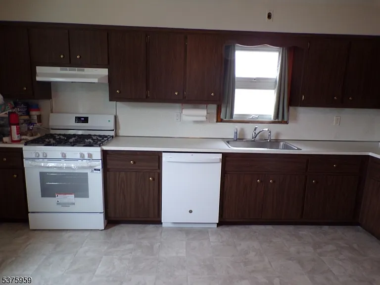 22 John St #1 — Photo 7