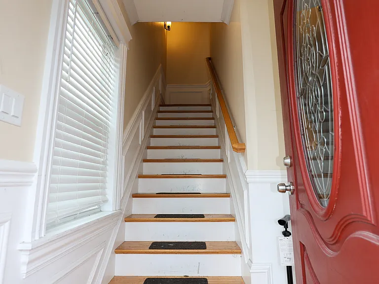 127 Nonantum St #A — Photo 6