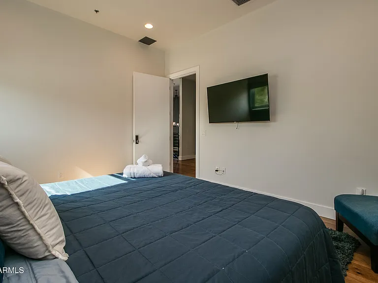 4201 N Marshall Way #2000 — Photo 15