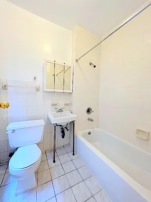 Rented by Corcoran | media 11