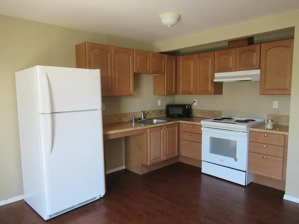 215 N Norris St #144
