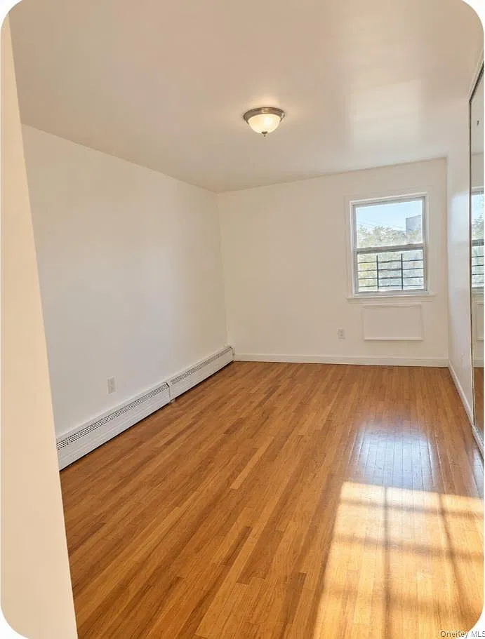 4 bed, 2.0 bath, 1260 sqft, $4,000 — Photo 3