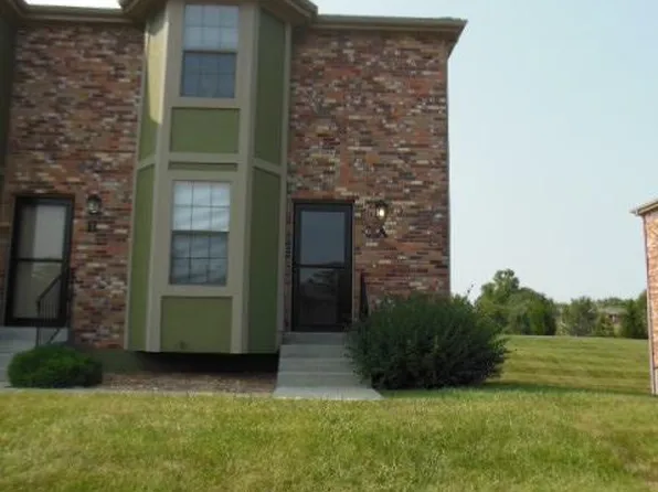 605 NE English Manor Dr APT A, Lees Summit, MO 64086