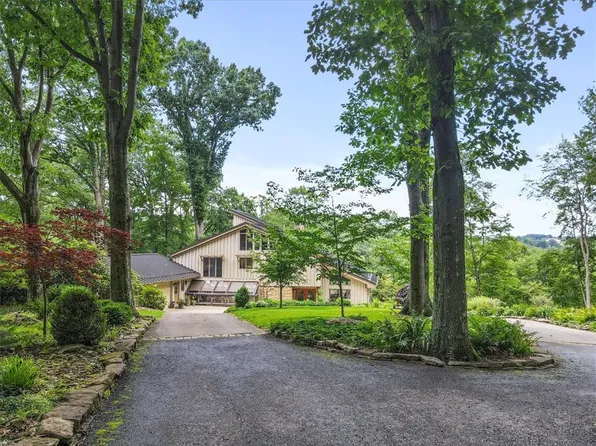 125 Connemara Ln, Butler, PA 16001