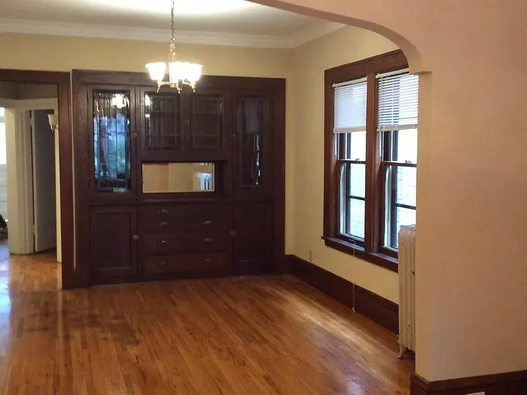 2445 Aldrich Ave S #2 — Photo 5