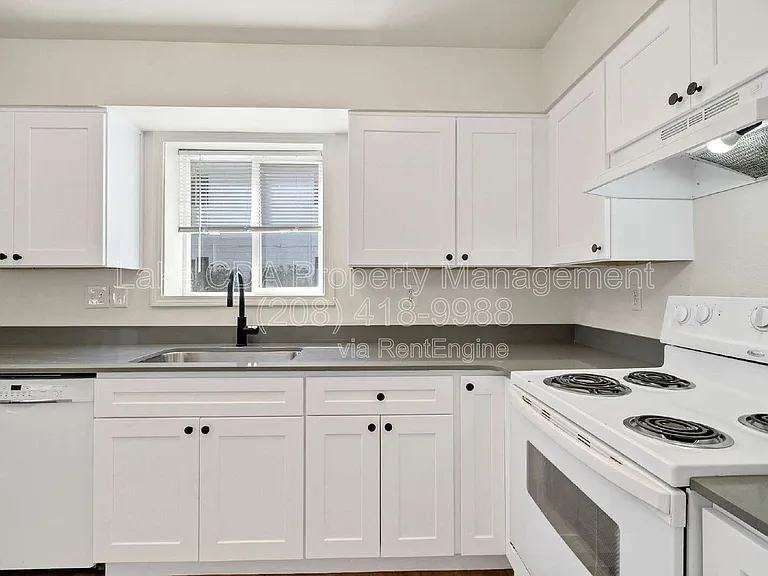 205 E Boise Ave #B — Photo 8