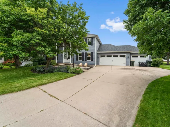 1216 Oriole Ct, Sun Prairie, WI 53590