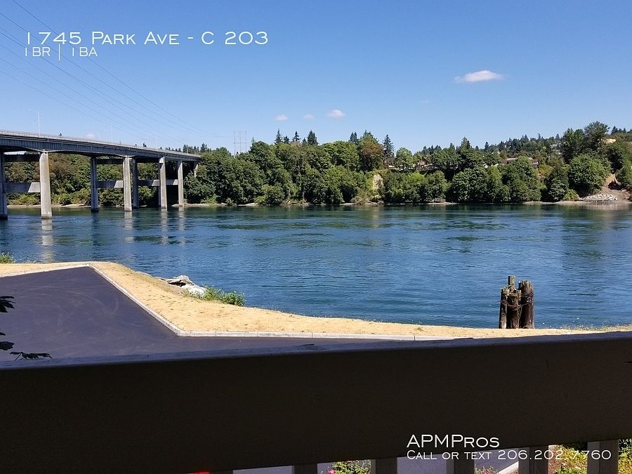 1st image of 1745 Park Ave