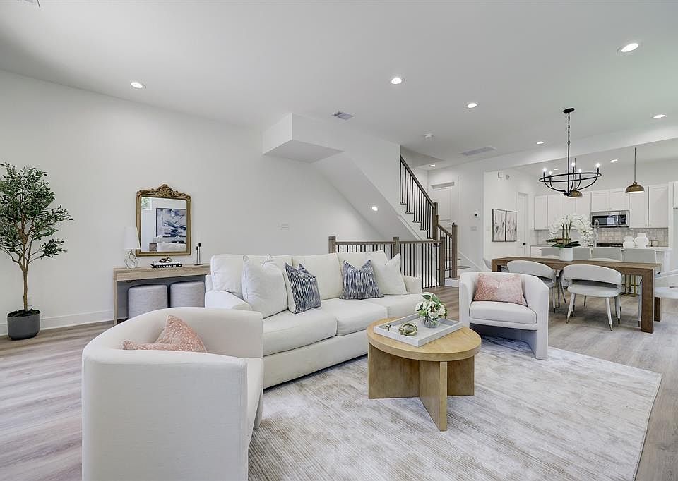 2828 Versailles Oak Ln, Houston, TX 77092 Zillow