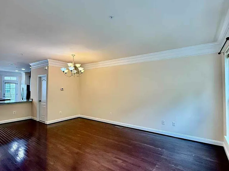 11918 Weybridge Ln — Photo 19