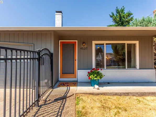 4537 NE 76th Ave, Portland, OR 97218