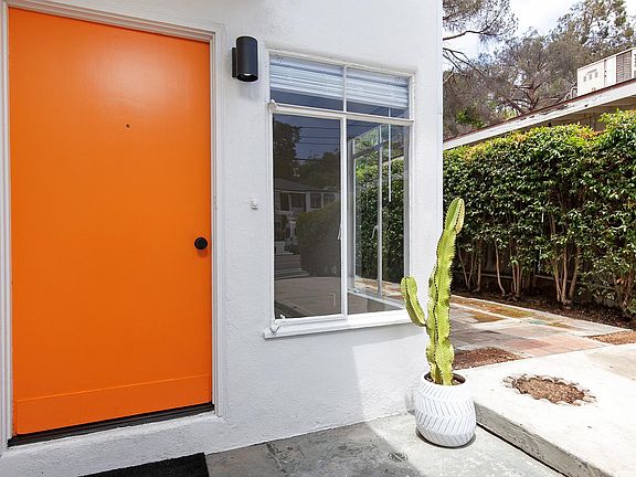 4th image of 3006 Reynard Way