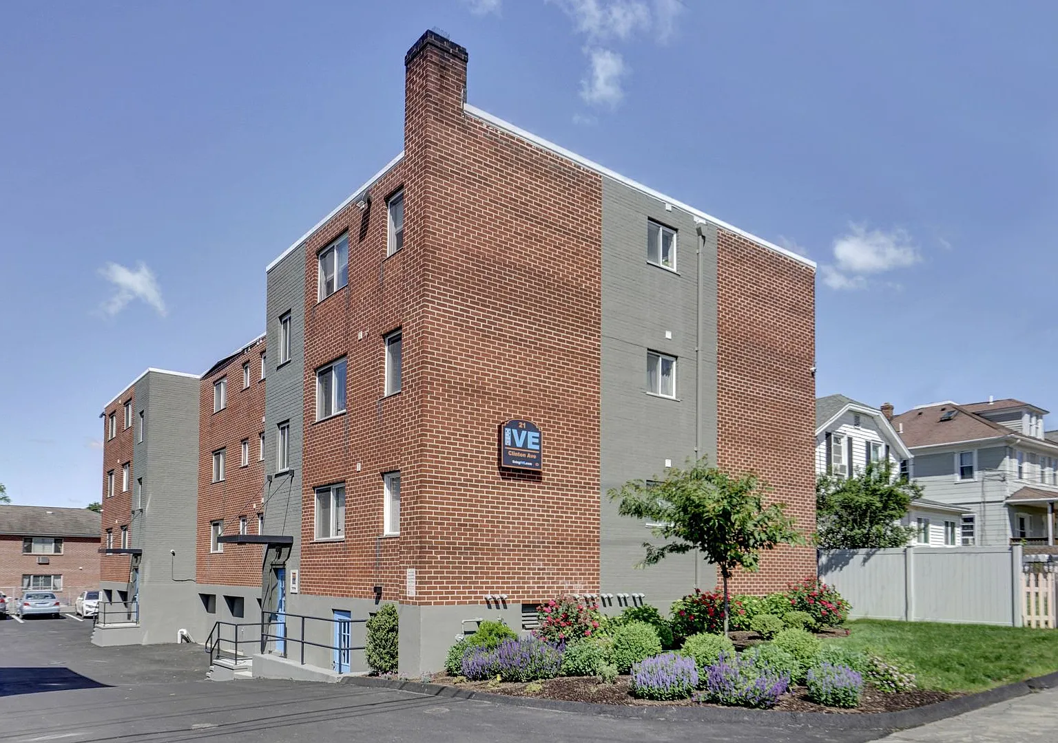 21 Clinton LLC — Photo 4