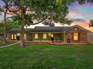 105 James Wesley Dr, Waco, TX 76706