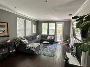 27 Rinehart Rd, Mission Viejo, CA 92694