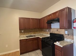 292 S 6th St #3, Newark, NJ 07103