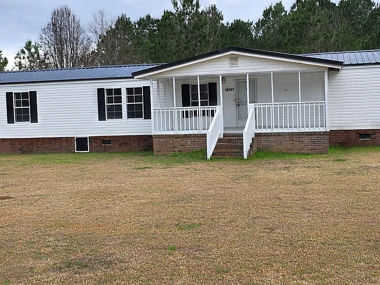 10544 Highway 6 — Photo 17