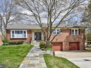 7033 31st St NW, Washington, DC